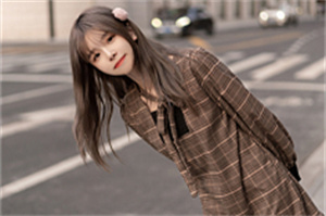 **Pursuing Excellence in Art: The Cultural Essence of Shanghai** **Pursuing Excellence in Art: The Cultural Essence of Shanghai**